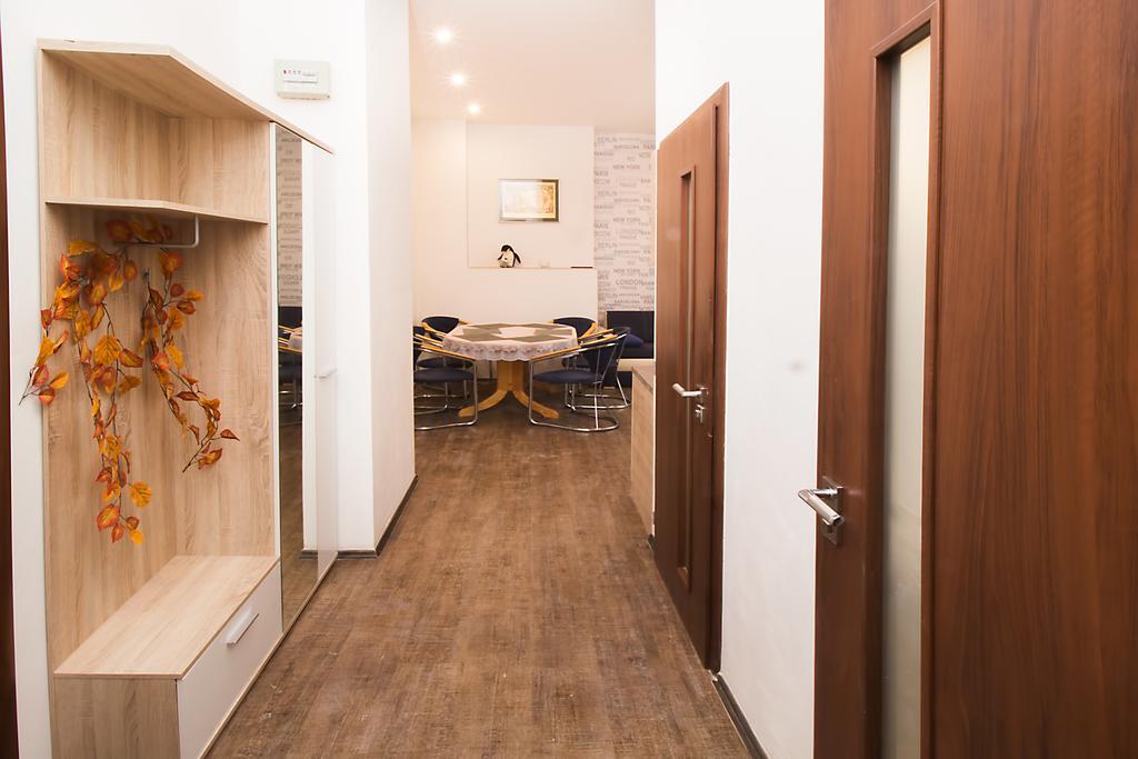 Apartment Ve Smeckach With A Big Terrace براغ المظهر الخارجي الصورة
