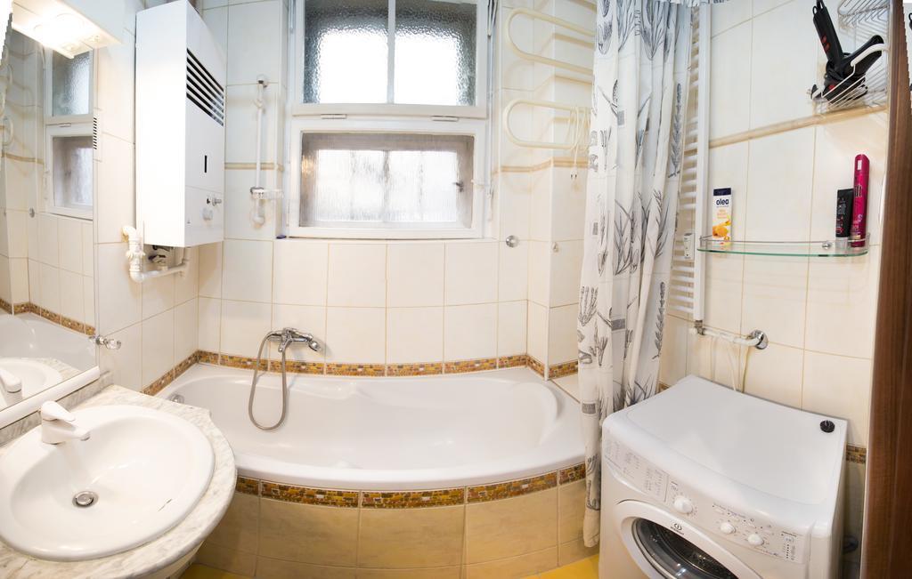 Apartment Ve Smeckach With A Big Terrace براغ المظهر الخارجي الصورة
